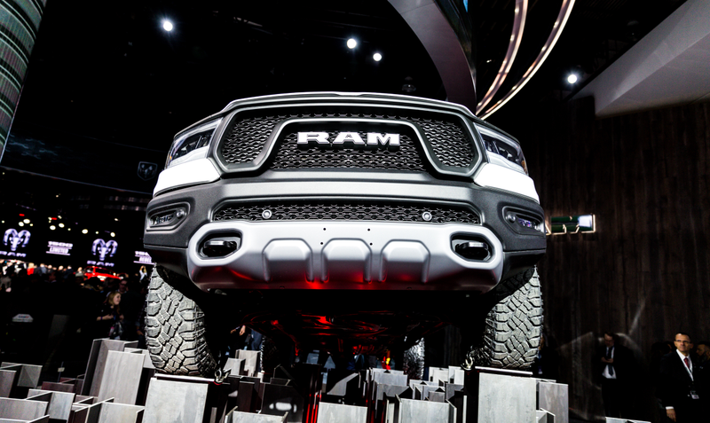 Illustration for article titled The 2019 Ram 1500 Gets Hybrid Tech And An Insane 12-Inch Touchscreen